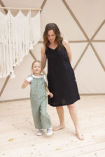 linen-knee-length-dress