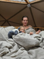 handmade-linen-bedding